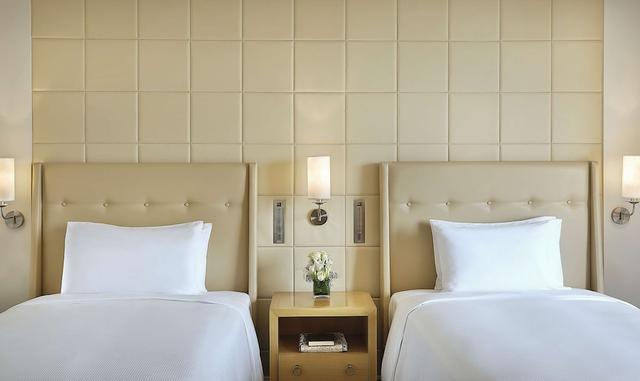 Room, 3 Twin Beds, Non Smoking