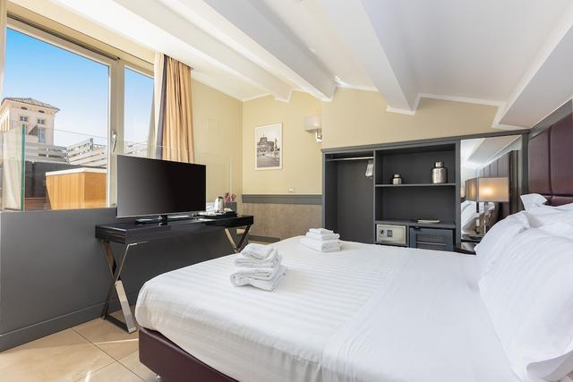 Luxury Room