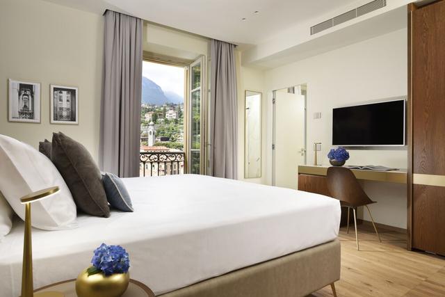 Room, Balcony, Park View Prestige
