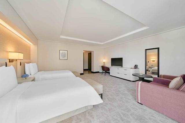 Premier Room